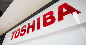 メモリ事業売却という一時しのぎ。東芝の迷走で一番損をするのは誰か?=栫井駿介 aradaphotography / Shutterstock.com